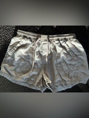 Splendid Beige Campside shorts with Drawstring